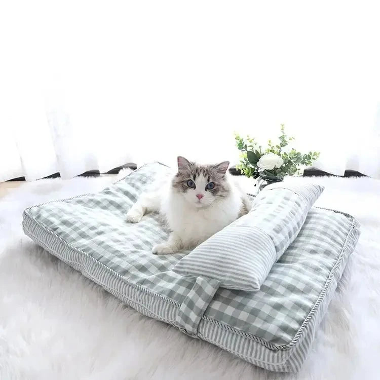 Soft Lounger Pet Bed